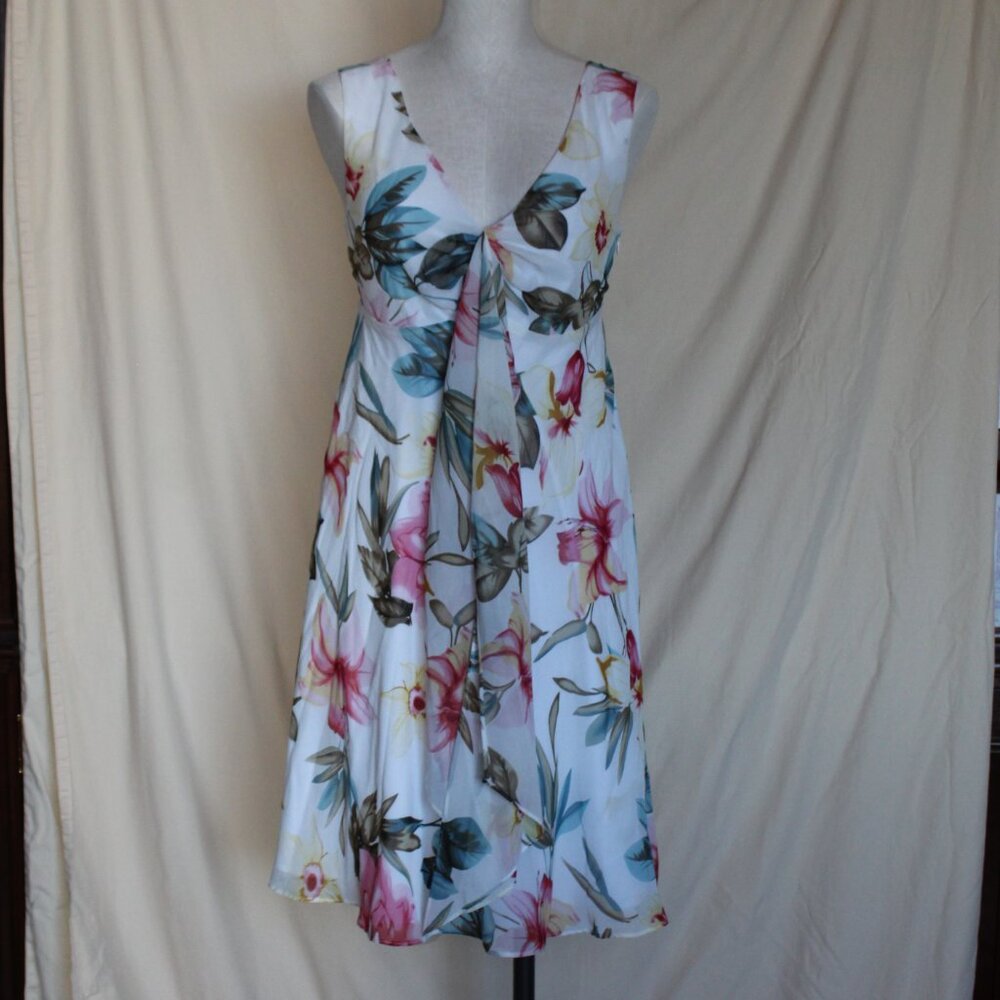 Venus White & Floral Sleeveless Dress